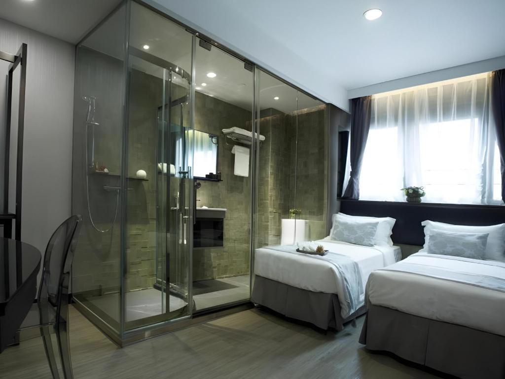 M1 North Point Hotel Гонконг Экстерьер фото