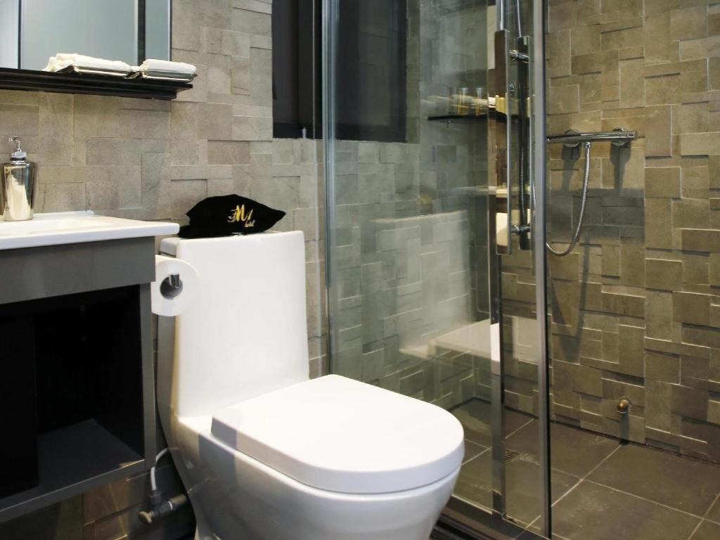 M1 North Point Hotel Гонконг Экстерьер фото